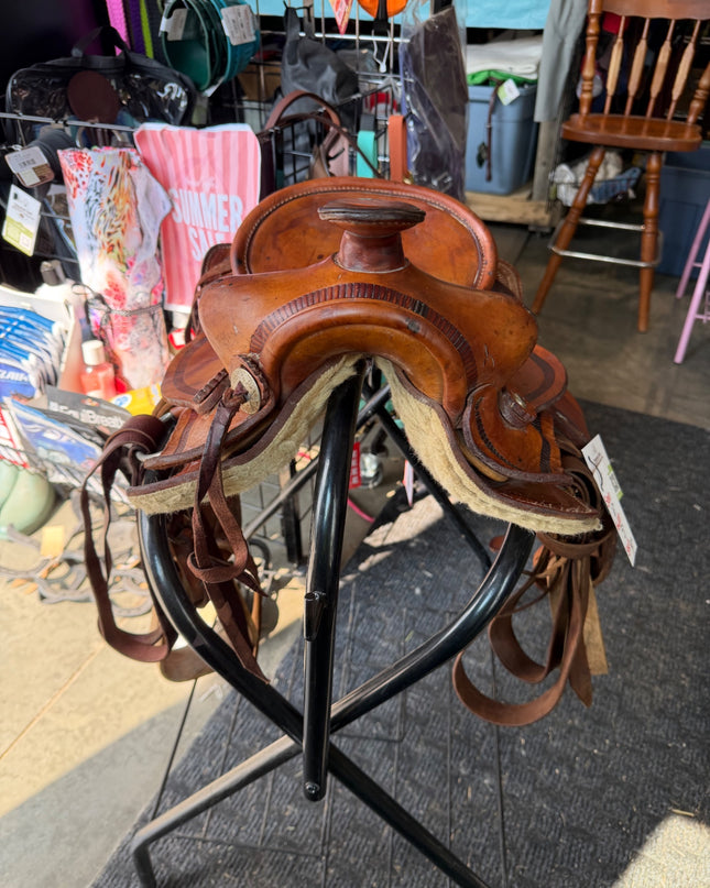 Western saddle s12” g5” 