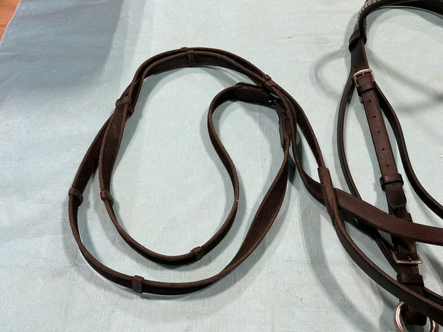 English Bridle With Bit 5.75"& Reins Black 