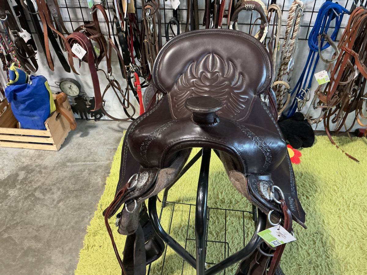 Tucker saddle S17.5" G7"