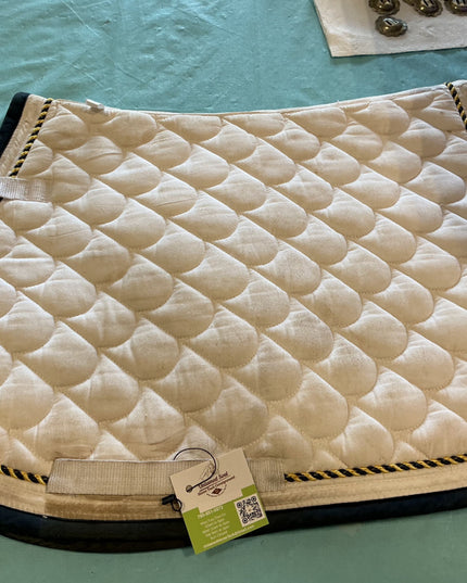 English pad white