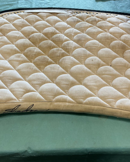 English pad white