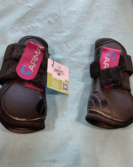 Splint boots pony