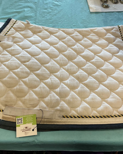 English pad white