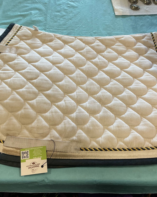 English pad white