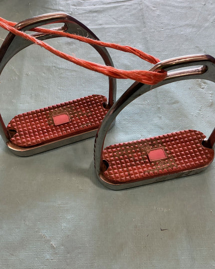 english stirrups 