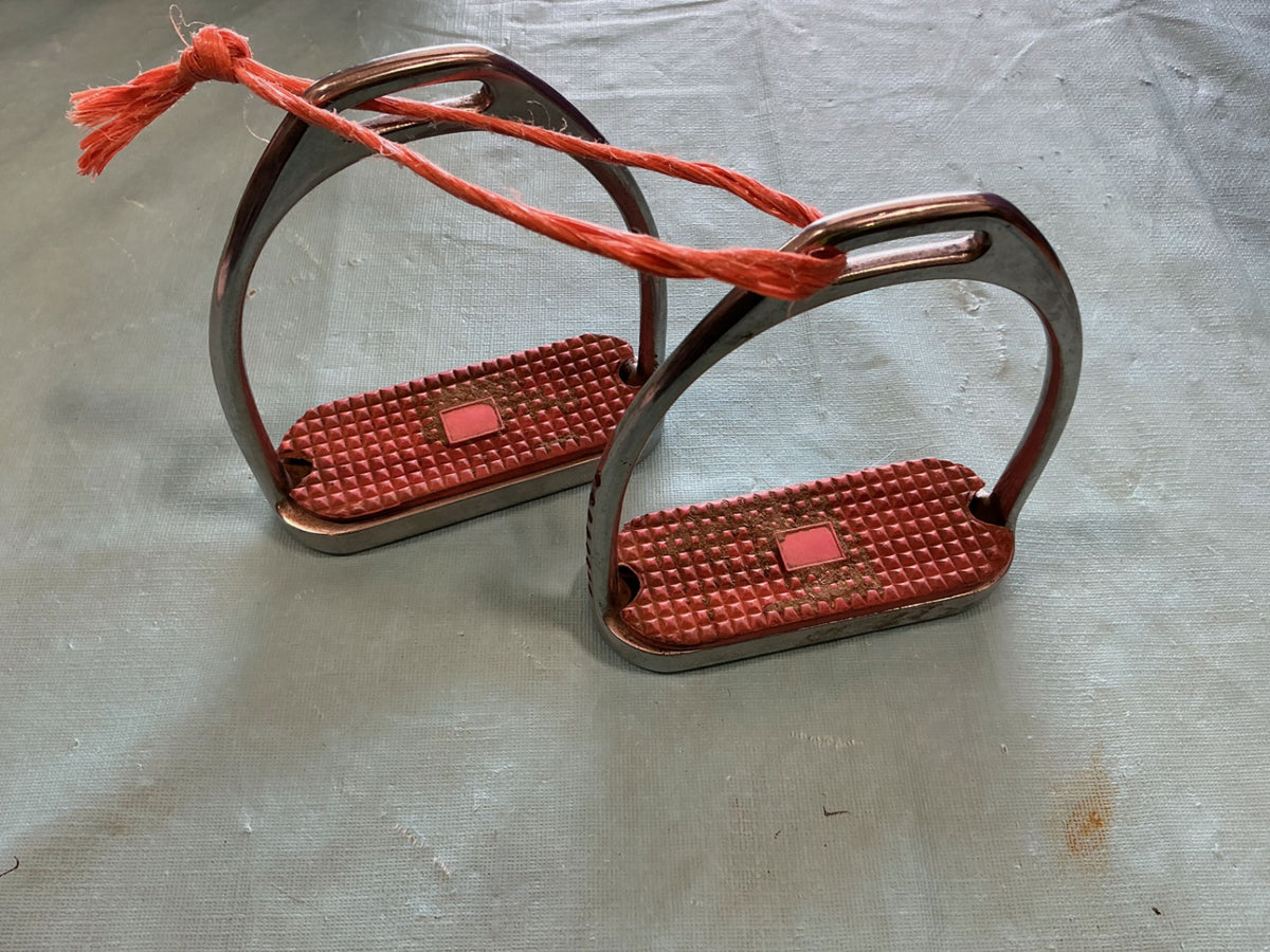 english stirrups 