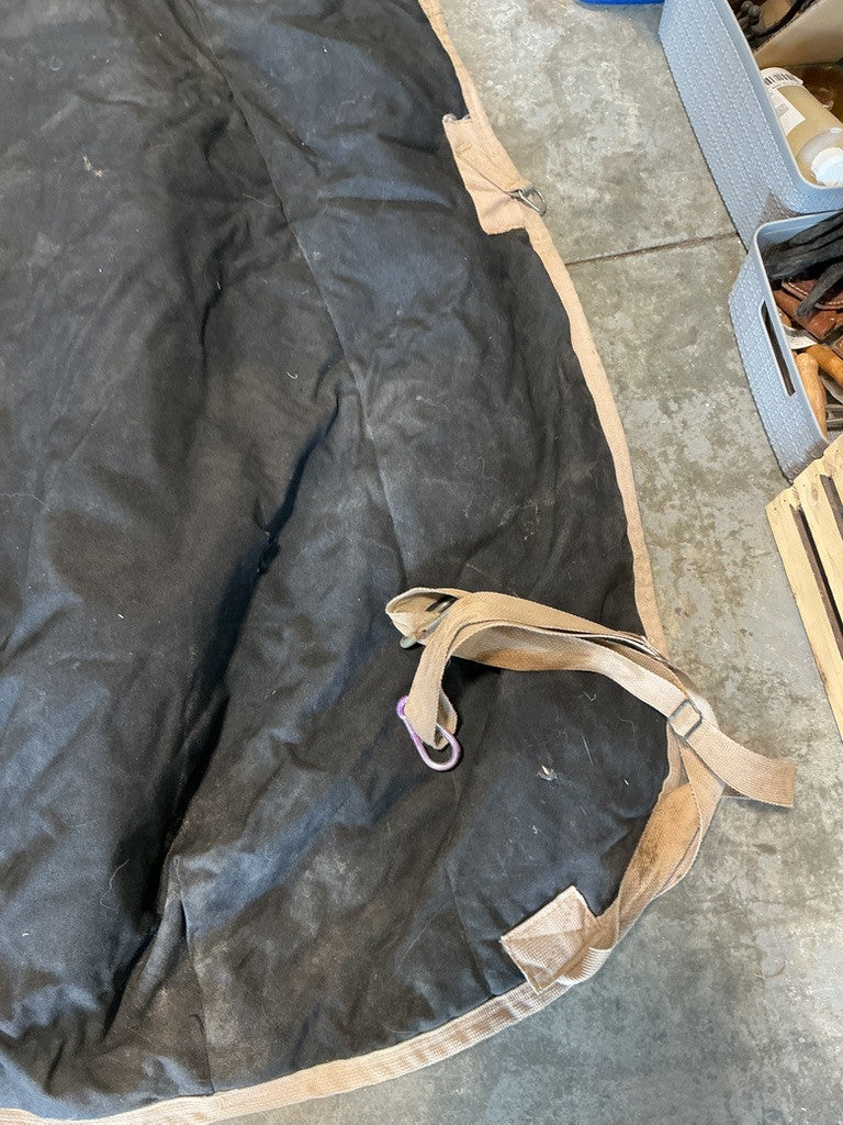 Blanket Winter 76" Black/Beige. est 100-150 fill