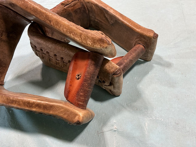 Western Stirrups Rawhide 3.25" 