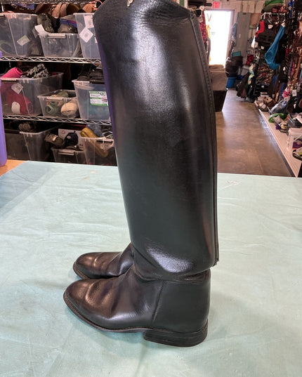 English Boots Tall Size 8 