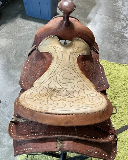 Western Saddle S15" G7"