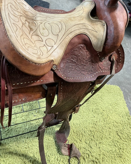 Western Saddle S15" G7"