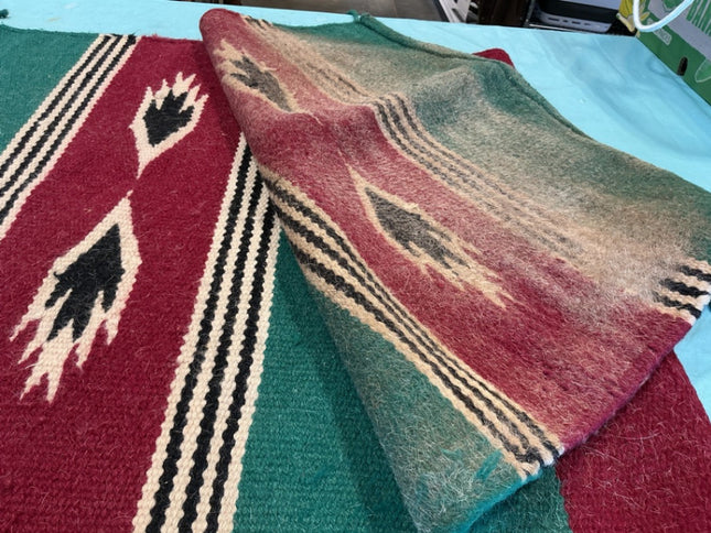 Saddle Blanket Red/Green/Tan. 32 x 31