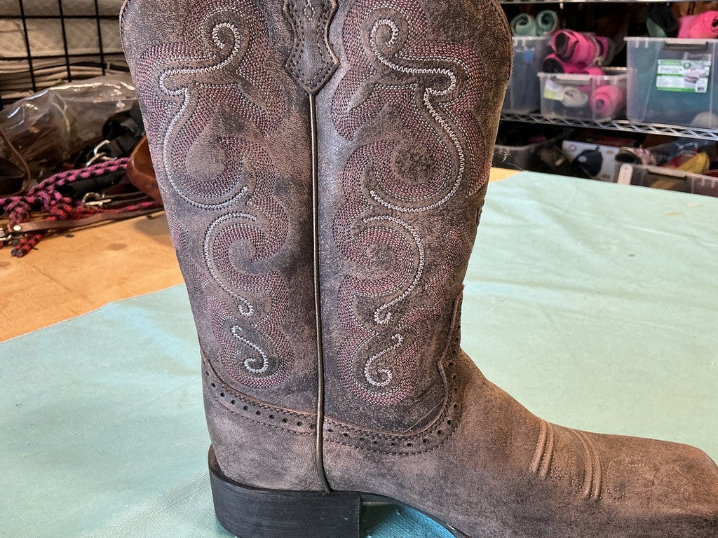 Cowboy Boots Womens Ariat Size 8.5 B Med