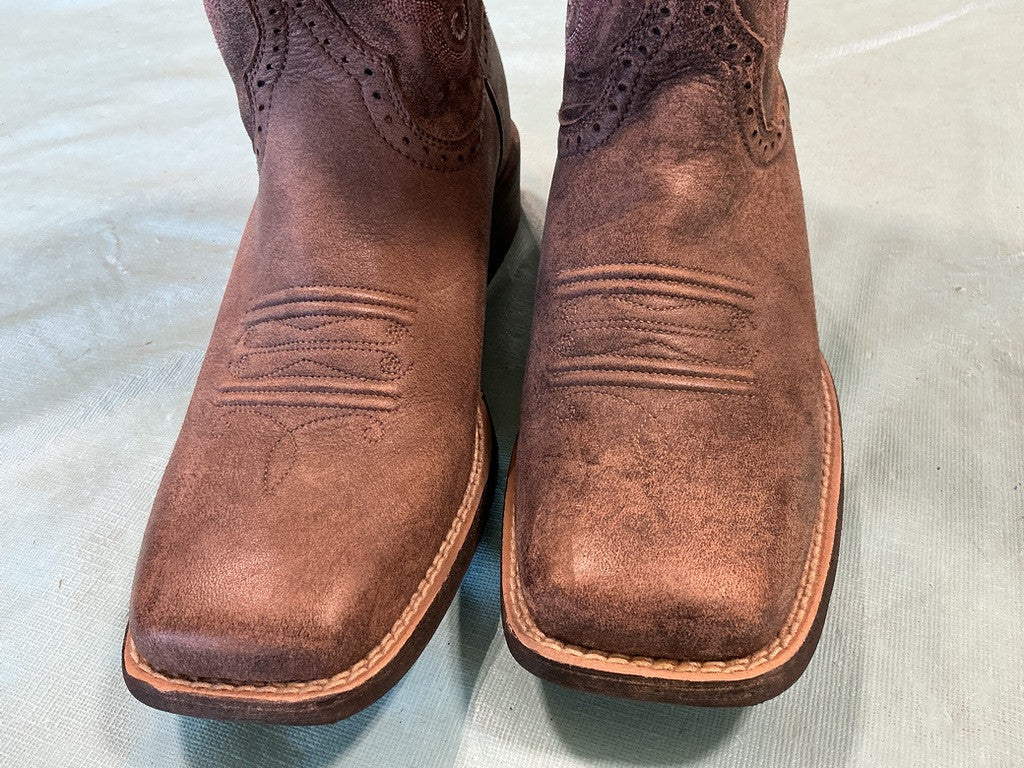 Cowboy Boots Womens Ariat Size 8.5 B Med