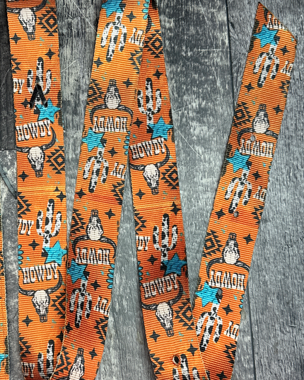 Nylon Latigo: Howdy