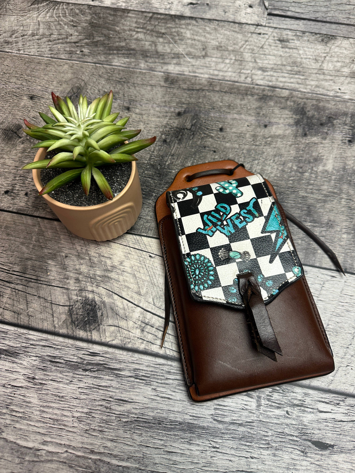 Cell Phone Back Cinch Holder: Turquoise Glass