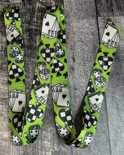 Nylon Latigo: House of Cards