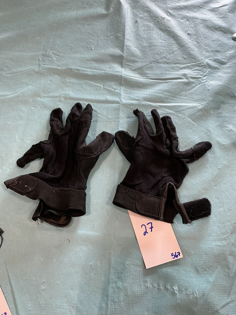 English Riding Gloves *Ripped See Pictures *