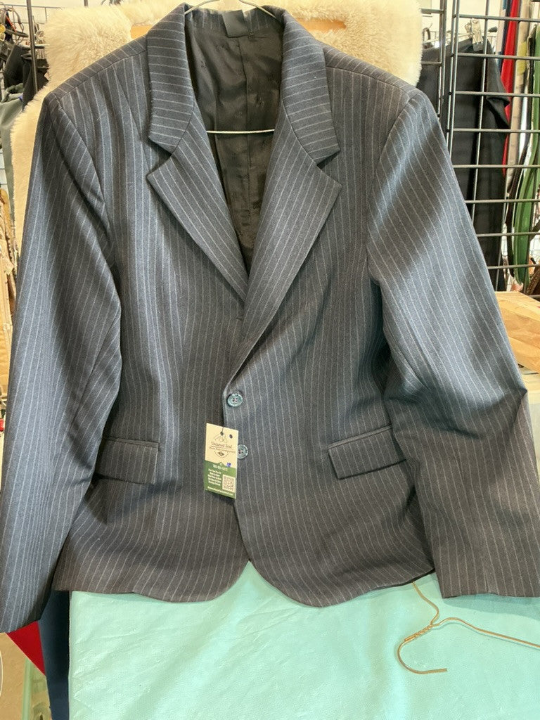 English Show Jacket Size 18 in Strip