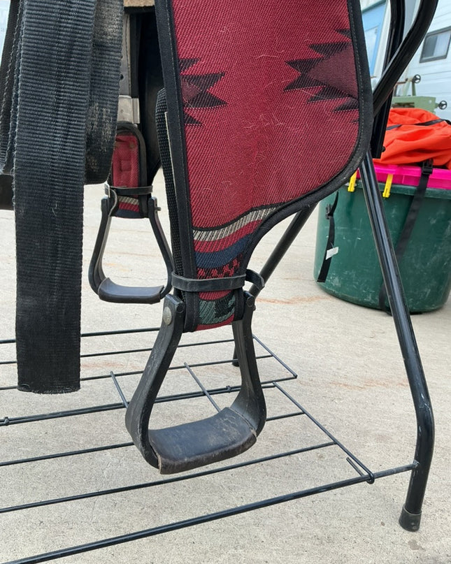 Western Saddle Synthetic S16"G7"