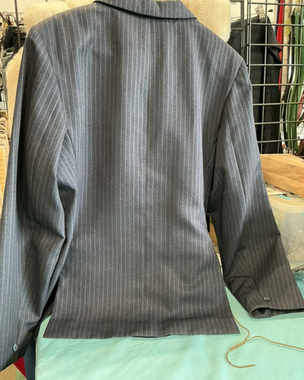 English Show Jacket Size 18 in Strip