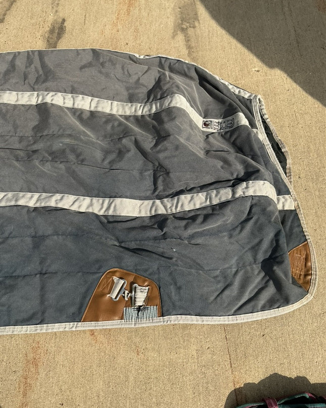 Winter Liner Blanket Faded 80" *repairs*