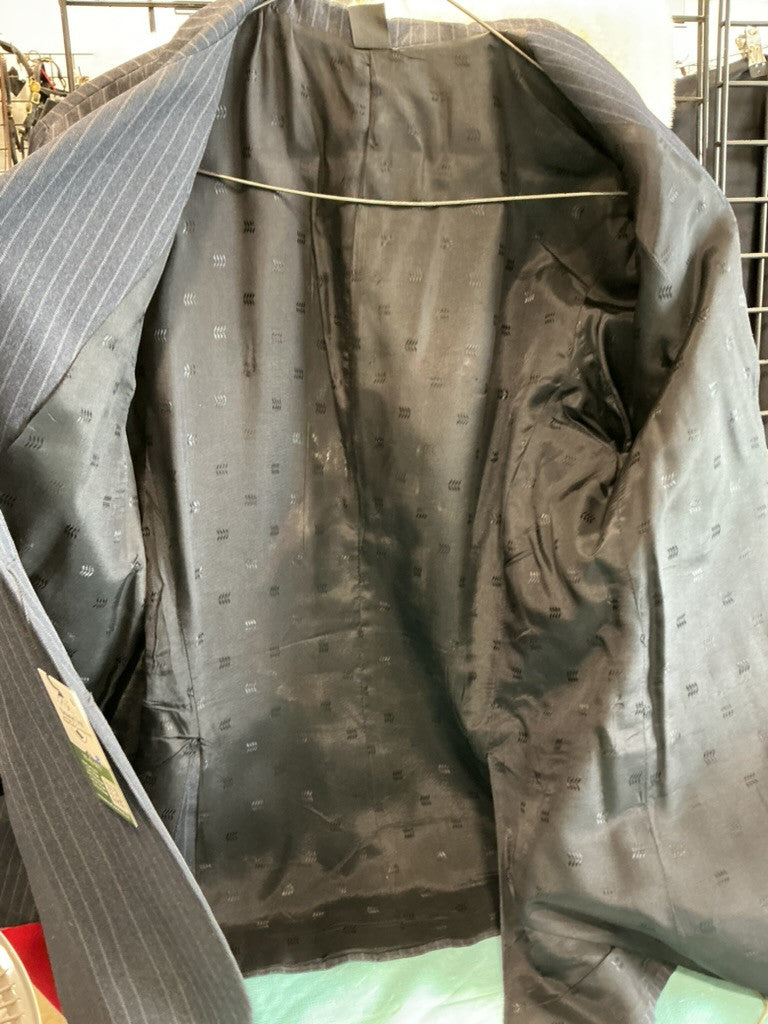 English Show Jacket Size 18 in Strip