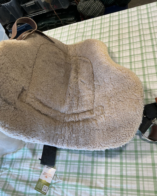 bareback pad with stirrups 