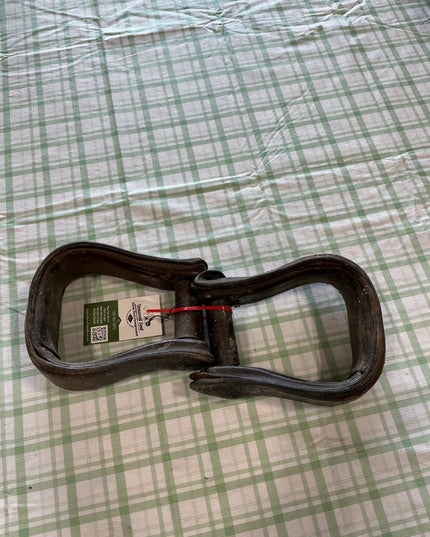 western stirrups 
