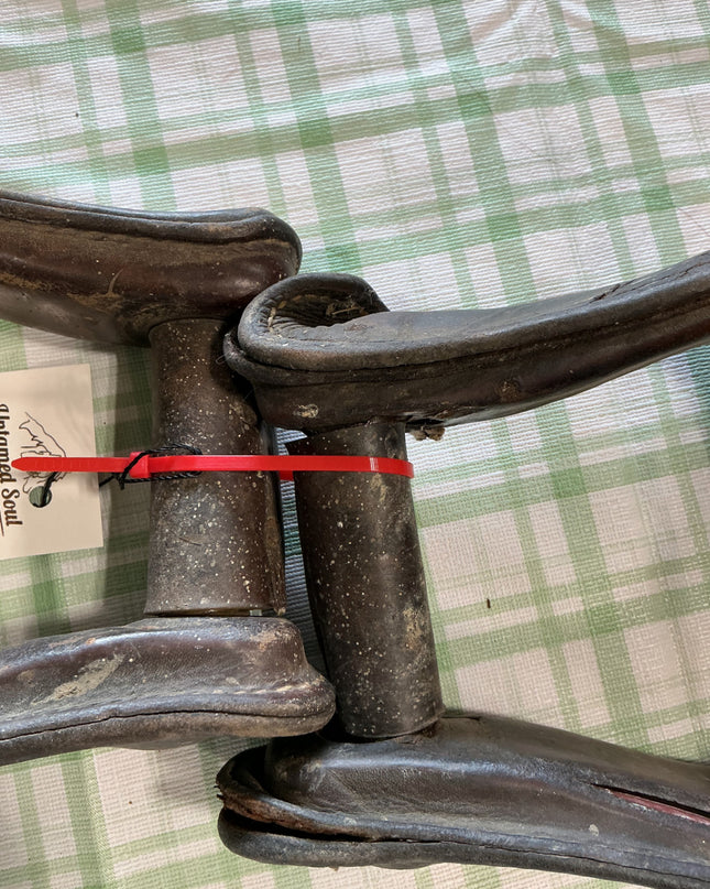 western stirrups 
