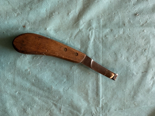 hoof knifes 