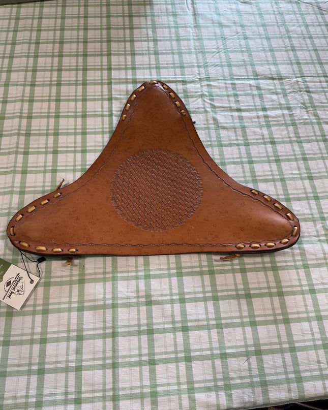 leather tripod seat 