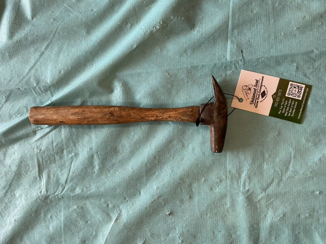 shoeing hammer 
