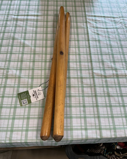 leather tripod seat 