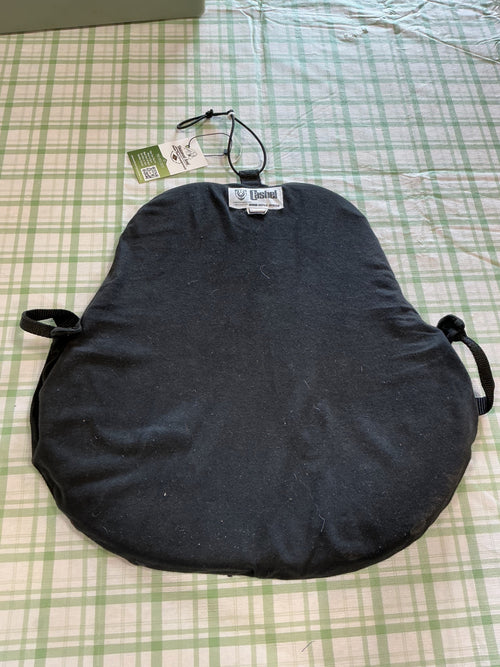 Saddle Seat Saver – Cashel Black Fleece, Medium (A) | Used, Good
