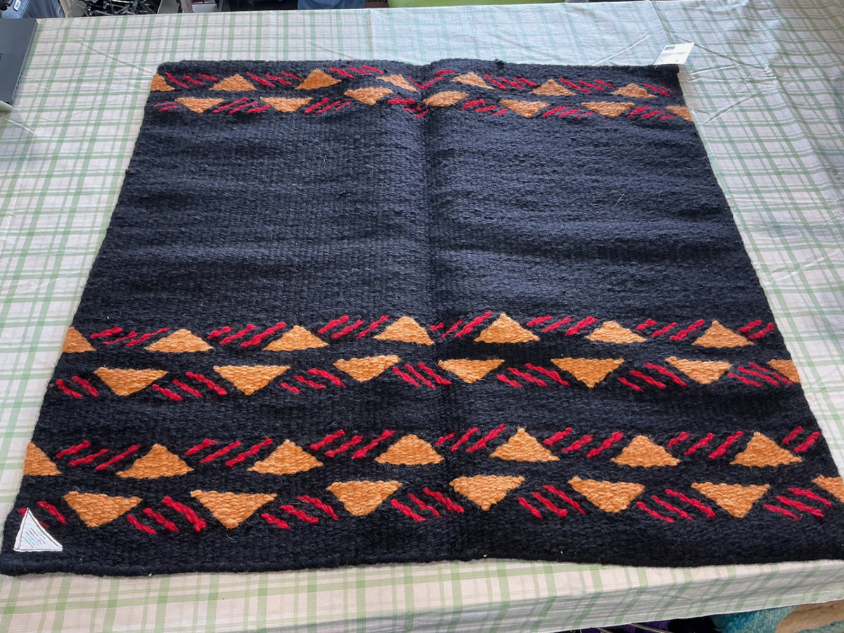 western Saddle  Blanket Black red 34-35"