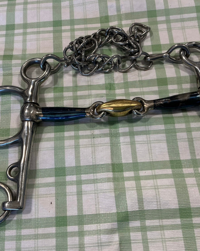 BLUE SWEET IRON PELHAM WITH BRASS LOZENGE