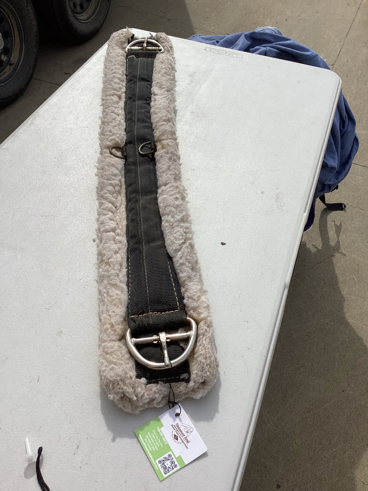 western cinch white fleece 34"