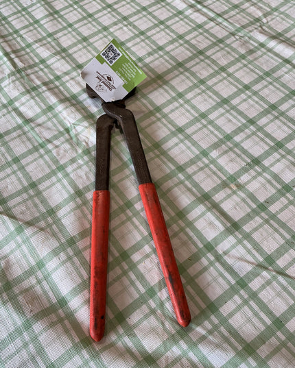 hoof clippers orange handle 