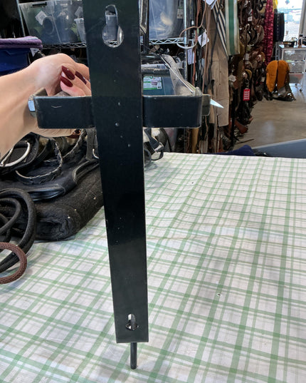saddle stand wall mount