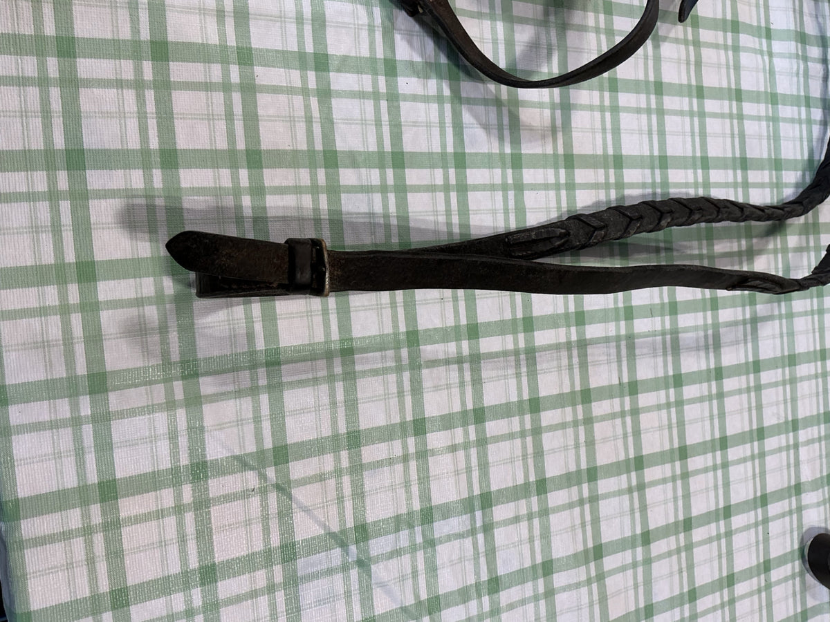 english bridle black leather with bit and reins attached 