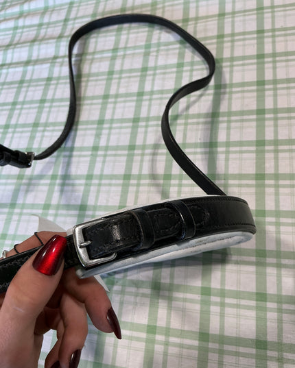 english nose band black 