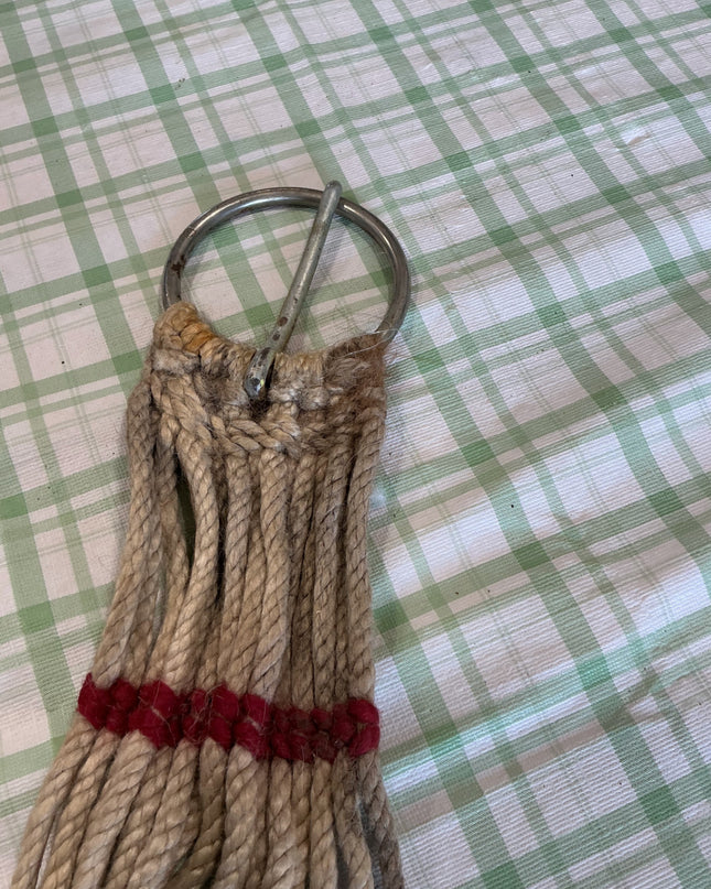 western rope cinch 30" white and red 