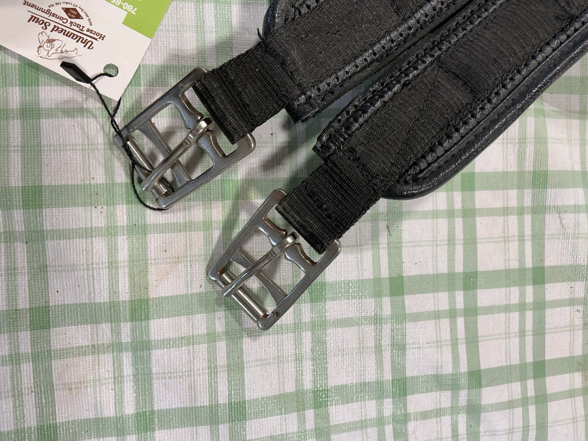 english dressage girth black neoprint 52"