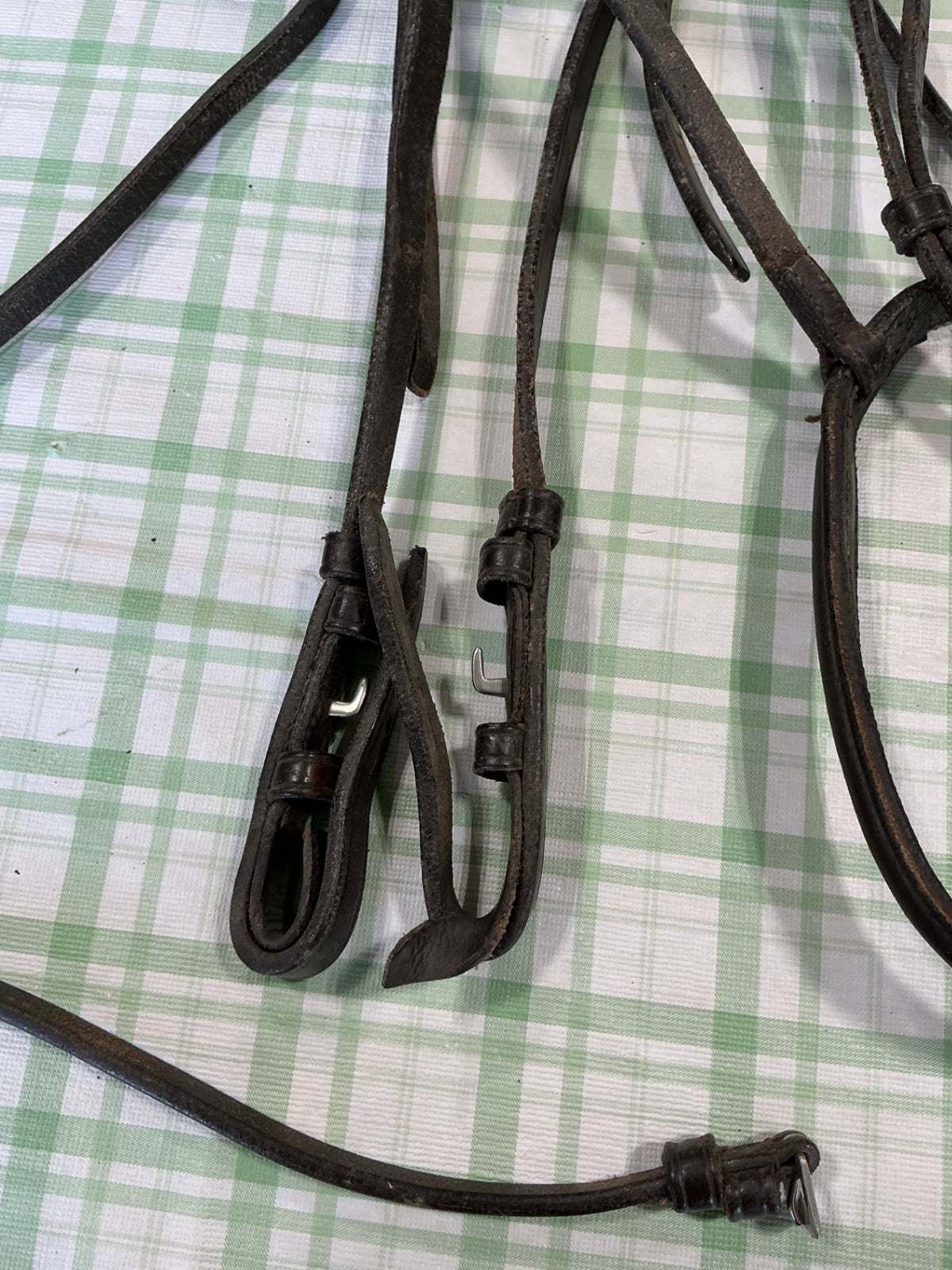english bridle leather dark brown 