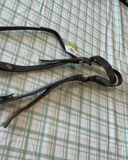western bridle with deigns ingraved 