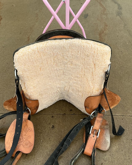 Western Saddle Treeless S16" G8"