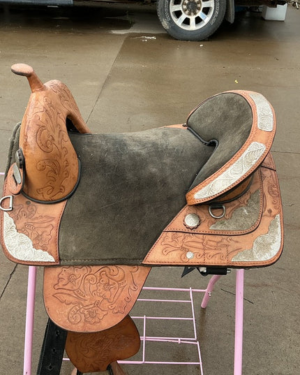 Western Saddle Treeless S16" G8"
