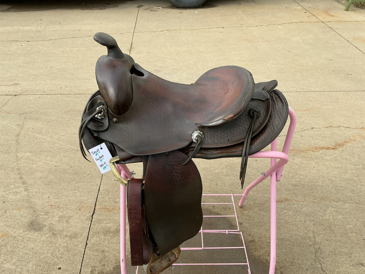 Western Saddle S15" G8"