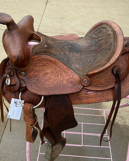 Western Saddle S15" G8"